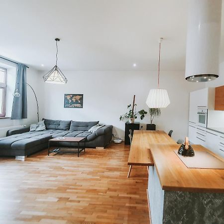 Priestranny Apartman V Centre Kosice Ngoại thất bức ảnh