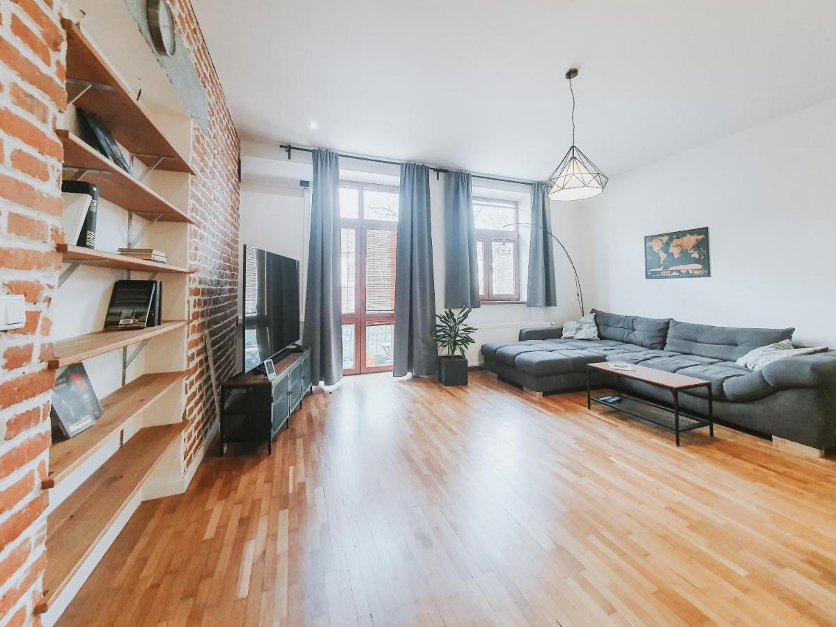 Priestranny Apartman V Centre Kosice Ngoại thất bức ảnh